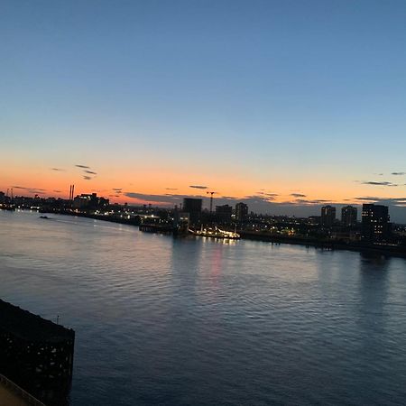 Luxury Riverside Apt With Easy Access To Central London, O2, Excel Centre And Parking Exterior foto