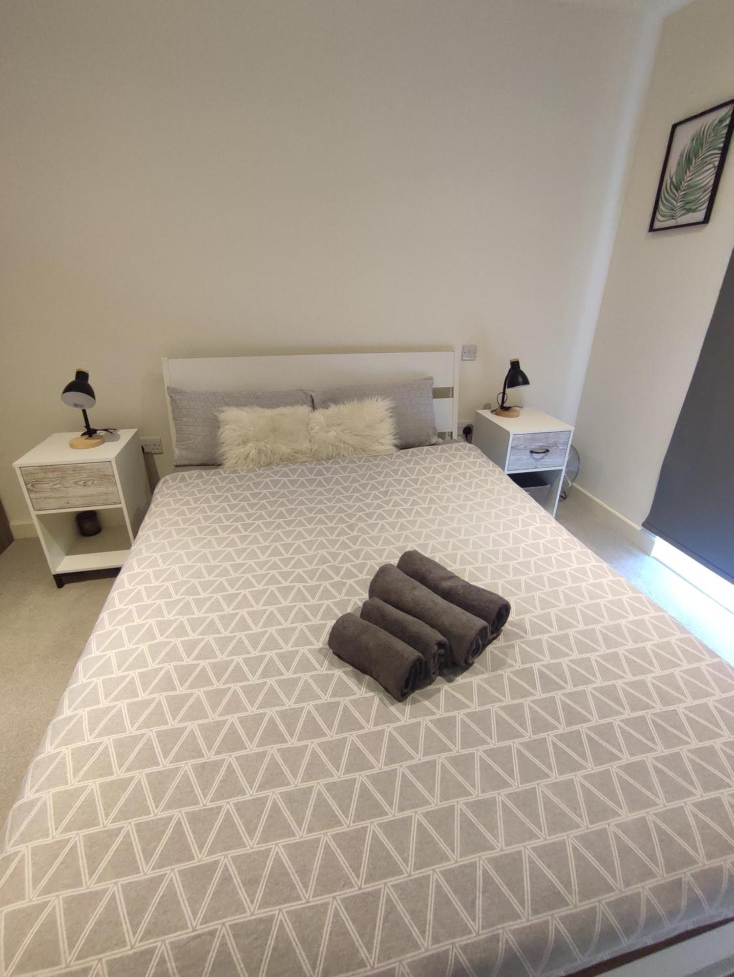 Luxury Riverside Apt With Easy Access To Central London, O2, Excel Centre And Parking Exterior foto